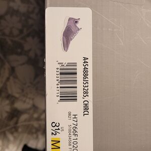 Vionic gored-lace sneaker